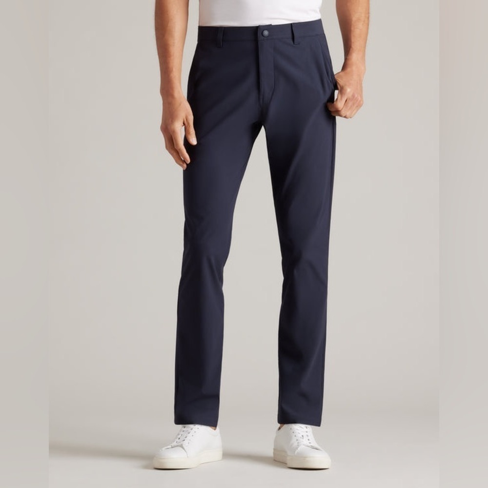Rhône Commuter® Pant Slim
Slim Straight